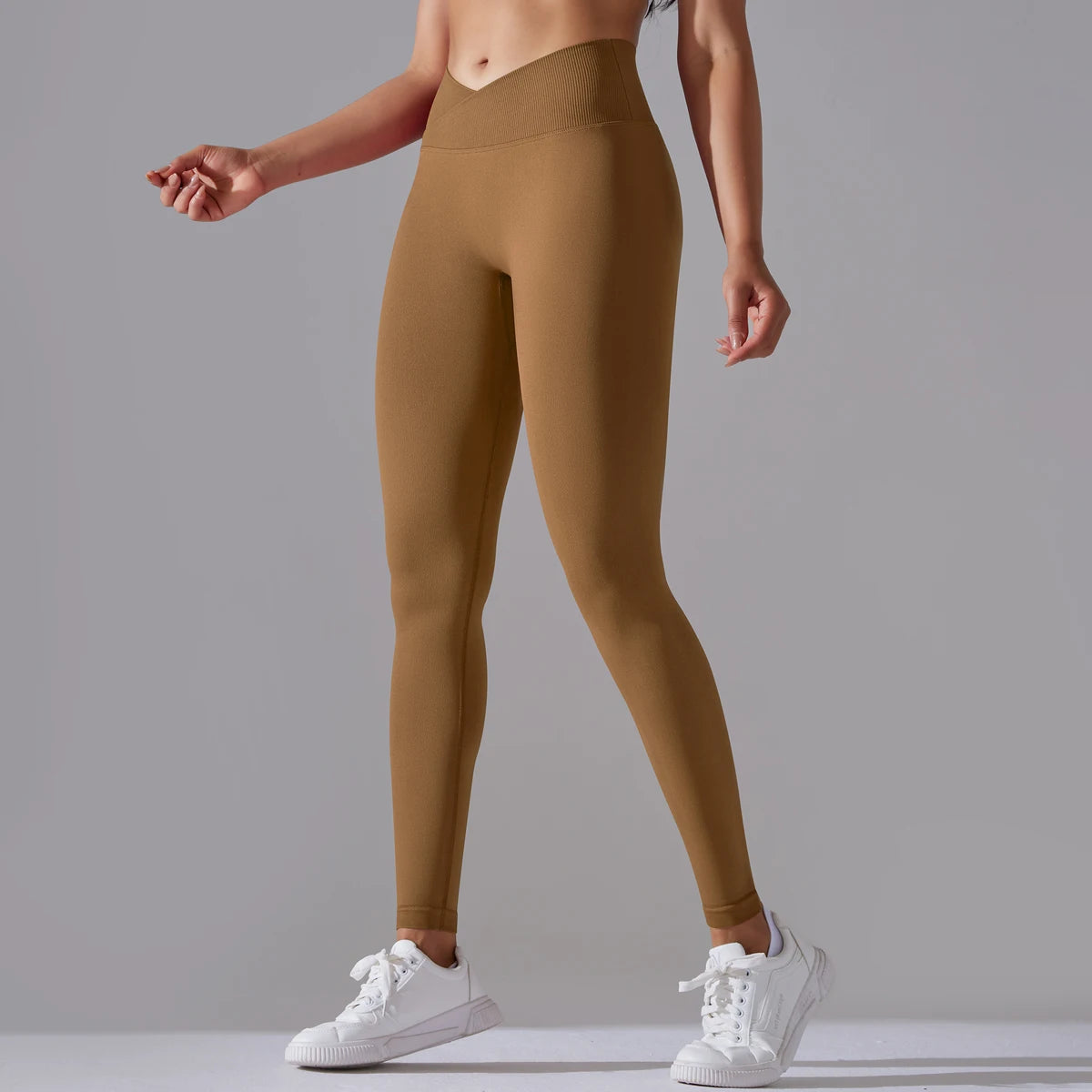 Crossover waistband legging